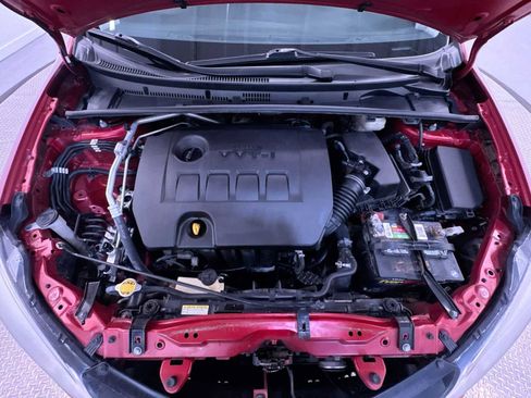 Used 2014 Toyota Corolla LE FWD image 3