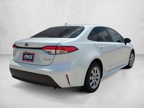 Certified 2024 Toyota Corolla LE FWD image 5