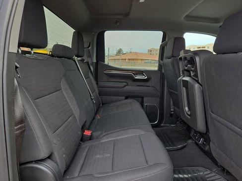 Used 2025 Chevrolet Silverado 1500 LT image 15