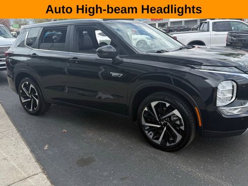 Used 2024 Mitsubishi Outlander SE AWD/4WD image 4