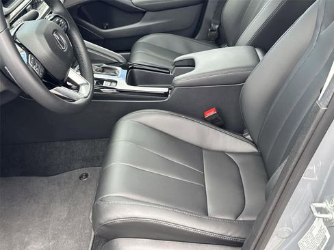 Certified 2026 Acura Integra FWD image 11