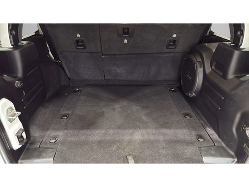 Used 2021 Jeep Wrangler Unlimited Sahara w/ Uconnect 4C Nav & Sound Group AWD/4WD image 7