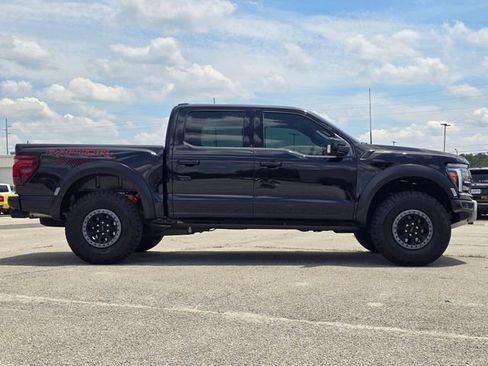 Used 2025 Ford F150 Raptor AWD/4WD image 6
