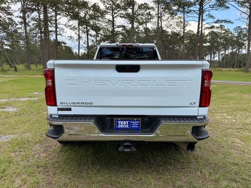 Used 2025 Chevrolet Silverado 3500 LT w/ Safety Package AWD/4WD image 4