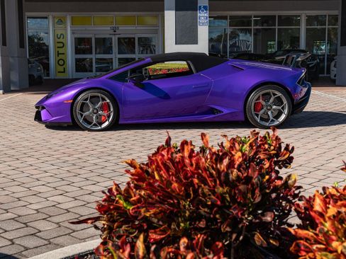 Used 2019 Lamborghini Huracan Performante image 49