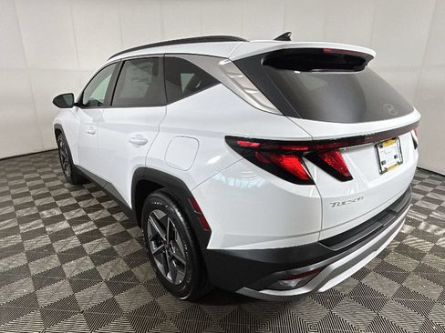 Used 2026 Hyundai Tucson SEL FWD image 4