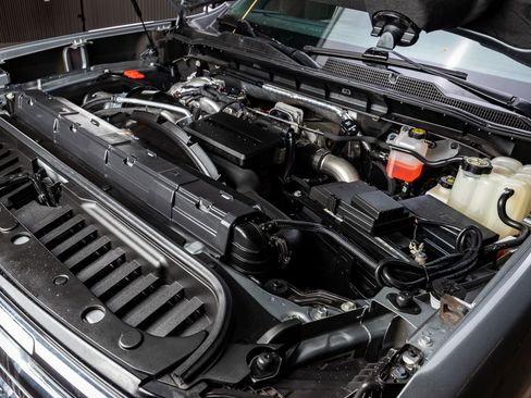 Used 2024 Chevrolet Silverado 2500 LTZ w/ LTZ Convenience Package image 40