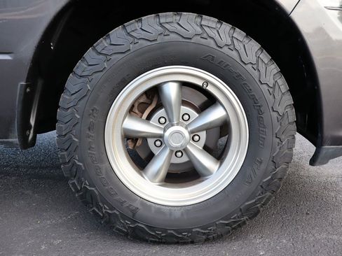 Used 2018 RAM 1500 Express image 39