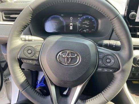Used 2023 Toyota RAV4 Limited AWD/4WD image 37