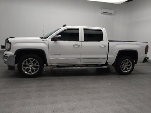 Used 2018 GMC Sierra 1500 SLT w/ SLT Premium Package image 2