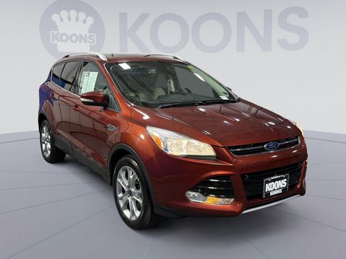 Used 2015 Ford Escape Titanium image 10