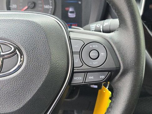 Used 2020 Toyota Corolla SE FWD image 23