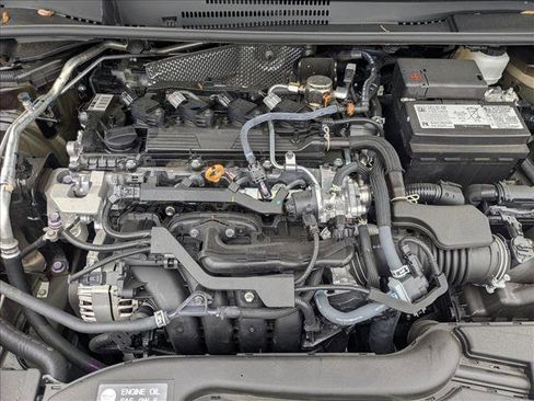 Used 2025 Toyota Corolla LE w/ Convenience Package FWD image 21