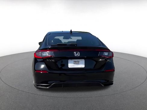 Used 2025 Honda Civic Sport image 12