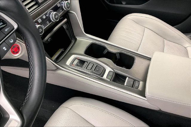Used 2020 Honda Accord Touring image 16