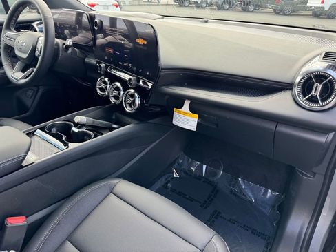 New 2026 Chevrolet Blazer EV LT FWD image 7