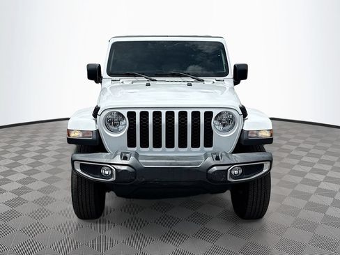 Used 2021 Jeep Gladiator Sport AWD/4WD image 2
