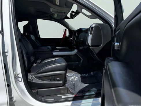 Used 2018 Chevrolet Silverado 1500 LT w/ Texas Edition image 45