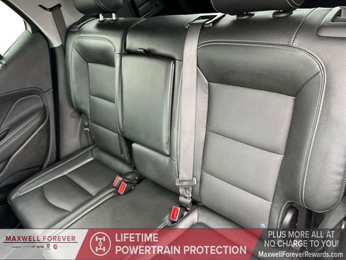 Used 2024 GMC Terrain SLT image 22