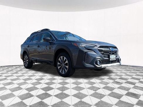 Certified 2025 Subaru Outback Limited AWD/4WD image 14