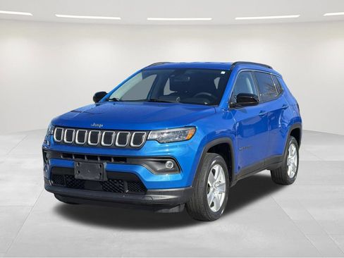 Used 2022 Jeep Compass Latitude AWD/4WD image 1
