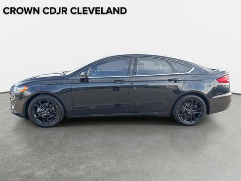 Used 2019 Ford Fusion SE w/ Equipment Group 151A image 7