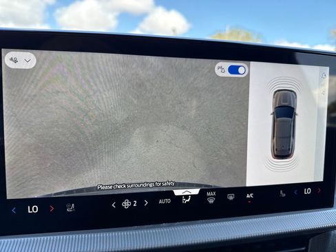 New 2026 Ford Explorer Platinum image 25