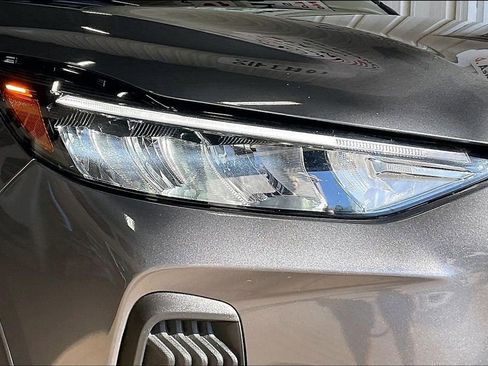 Used 2024 Ford Escape ST-Line w/ Cold Weather Package image 24