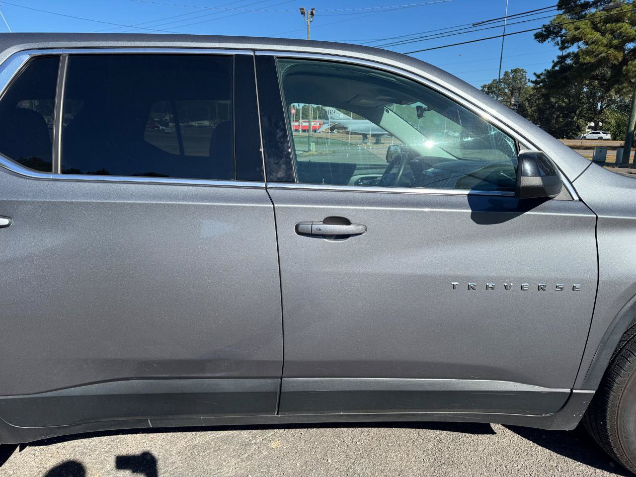 Used 2021 Chevrolet Traverse LS w/ LPO, Floor Liner Package FWD image 8