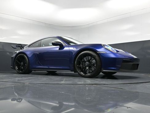 Certified 2022 Porsche 911 GT3 RWD image 28