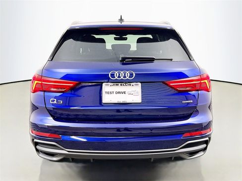 New 2025 Audi Q3 2.0T Premium image 6