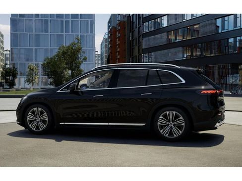 New 2026 Mercedes-Benz EQS 400 4MATIC SUV image 32