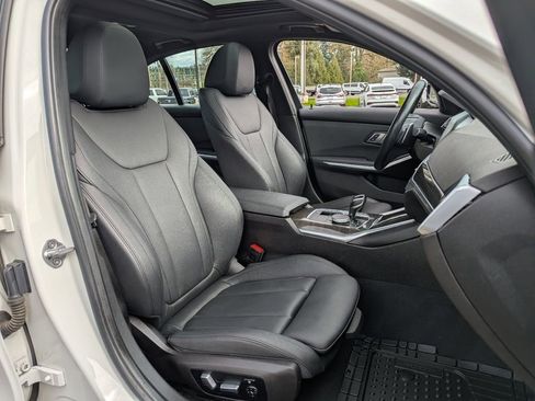 Used 2020 BMW 330i xDrive 330i xDrive w/ Convenience Package image 35