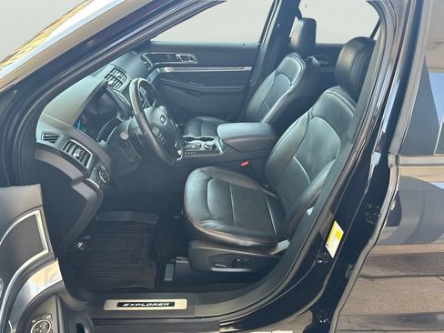 Used 2019 Ford Explorer Sport AWD/4WD image 10