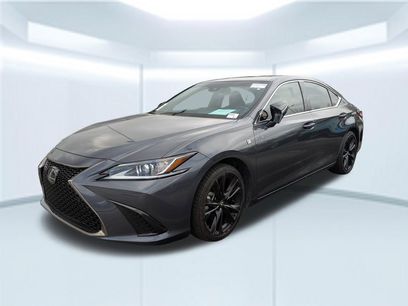 Used 2022 Lexus ES 350 F Sport w/ Accessory Package 2