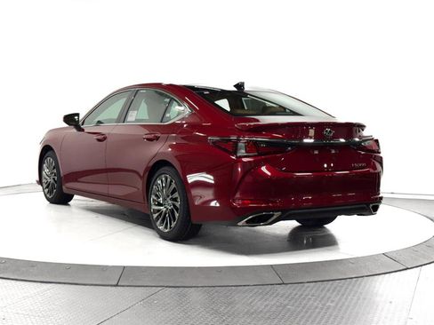 New 2025 Lexus ES 350 Ultra Luxury image 9