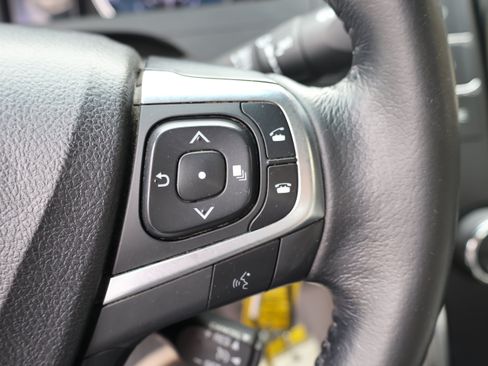 Used 2016 Toyota Camry XLE FWD image 24