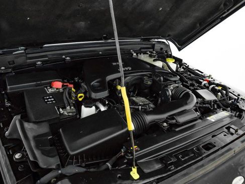 Used 2021 Jeep Gladiator Overland w/ Uconnect 4C Nav & Sound Group image 46