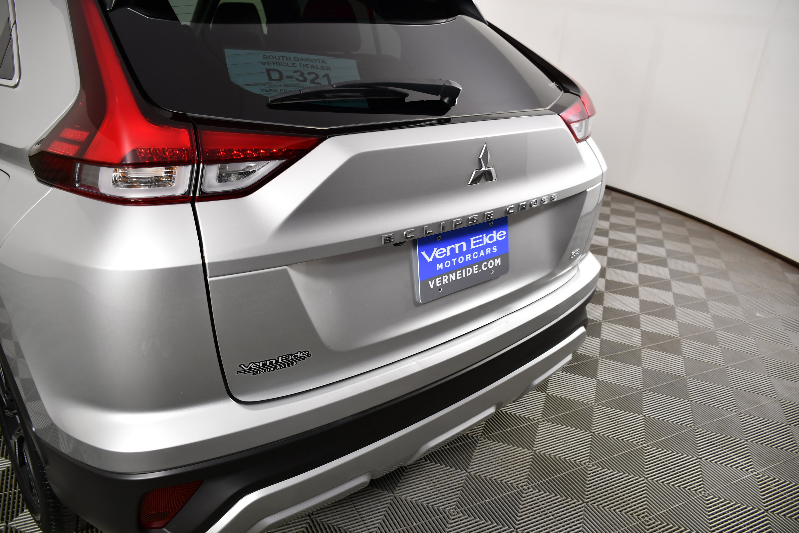 Used 2024 Mitsubishi Eclipse Cross SE AWD/4WD image 15