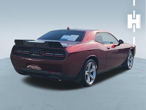 Used 2018 Dodge Challenger R/T w/ Blacktop Package RWD image 4