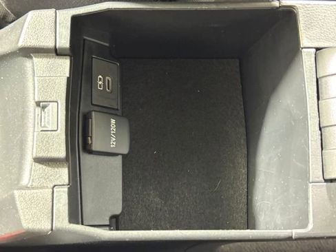 Certified 2024 Toyota Corolla LE image 33