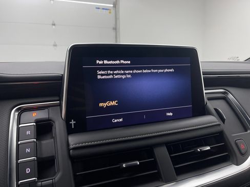 Used 2021 GMC Yukon XL SLT w/ SLT Premium Package AWD/4WD image 31