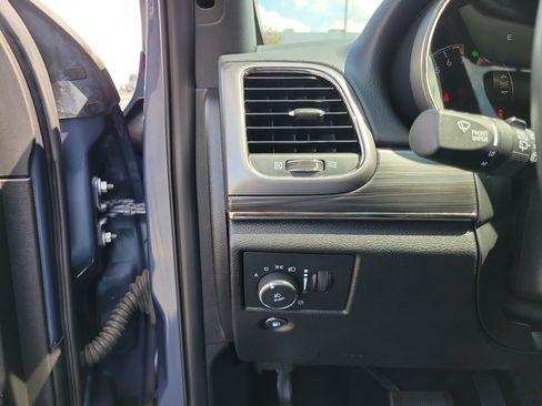 Used 2021 Jeep Grand Cherokee Limited X AWD/4WD image 20