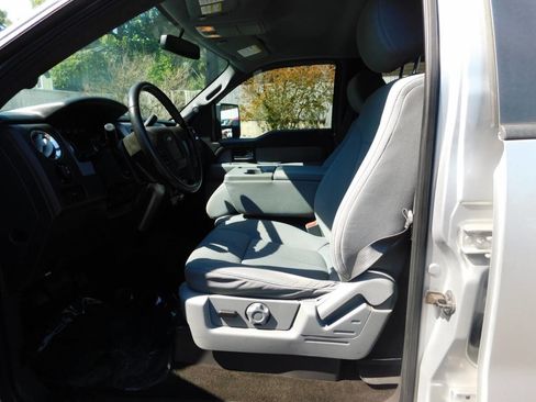 Used 2014 Ford F150 XLT w/ Equipment Group 302A Luxury image 6