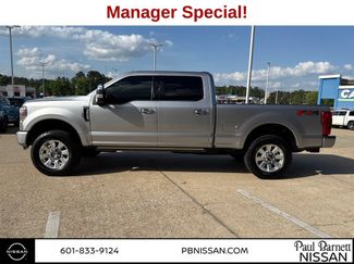 Used 2021 Ford F250 Platinum w/ FX4 Off-Road Package AWD/4WD video 5