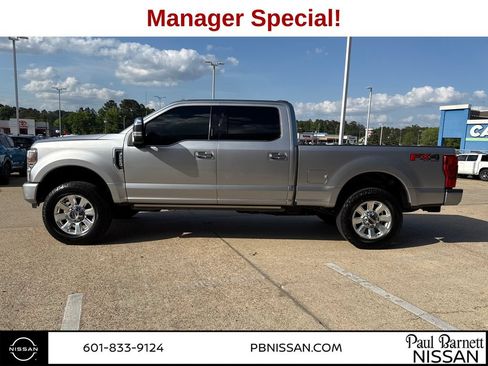 Used 2021 Ford F250 Platinum w/ FX4 Off-Road Package AWD/4WD image 5