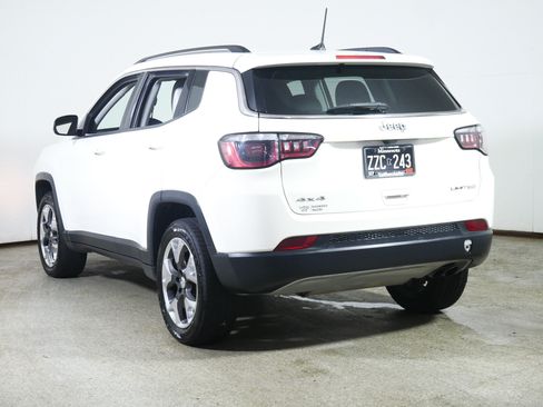 Used 2017 Jeep Compass Limited w/ Navigation Group AWD/4WD image 5