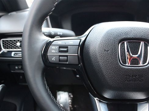 Certified 2025 Honda Civic Sport Touring image 17