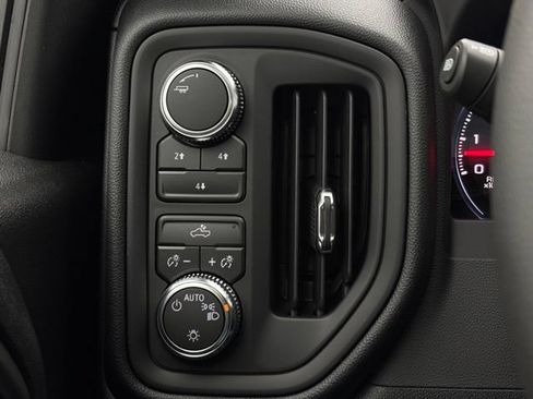New 2026 GMC Sierra 2500 Pro AWD/4WD image 19