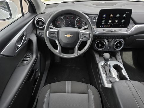 Used 2024 Chevrolet Blazer LT w/ Convenience Package FWD image 20